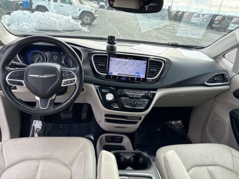 2021 Chrysler Pacifica Touring L