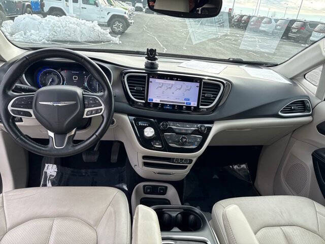 2021 Chrysler Pacifica Touring L