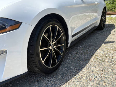 2020 Ford Mustang EcoBoost