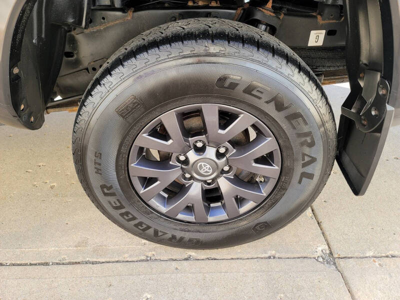 2020 Toyota Tacoma SR5 V6