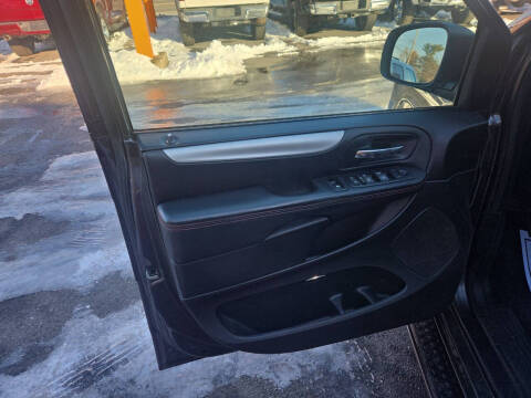 2015 Dodge Grand Caravan R/T