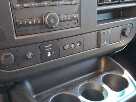 2024 Chevrolet Express 2500