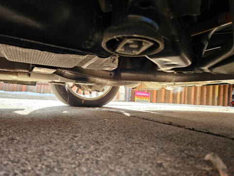 2005 Ford Thunderbird Deluxe