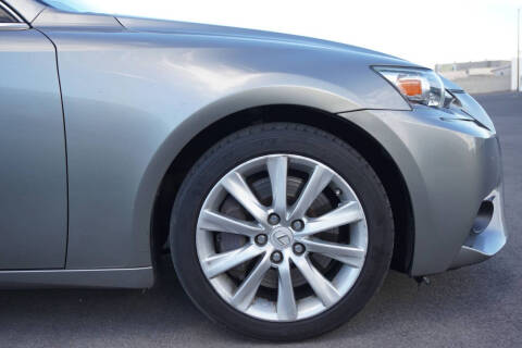 2016 Lexus IS 200t
