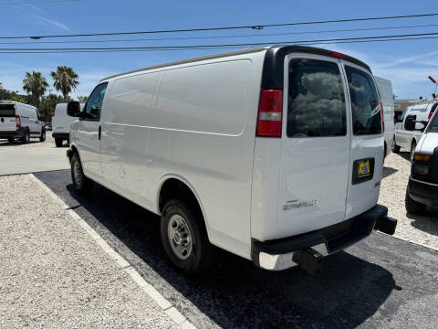 2020 GMC Savana 2500