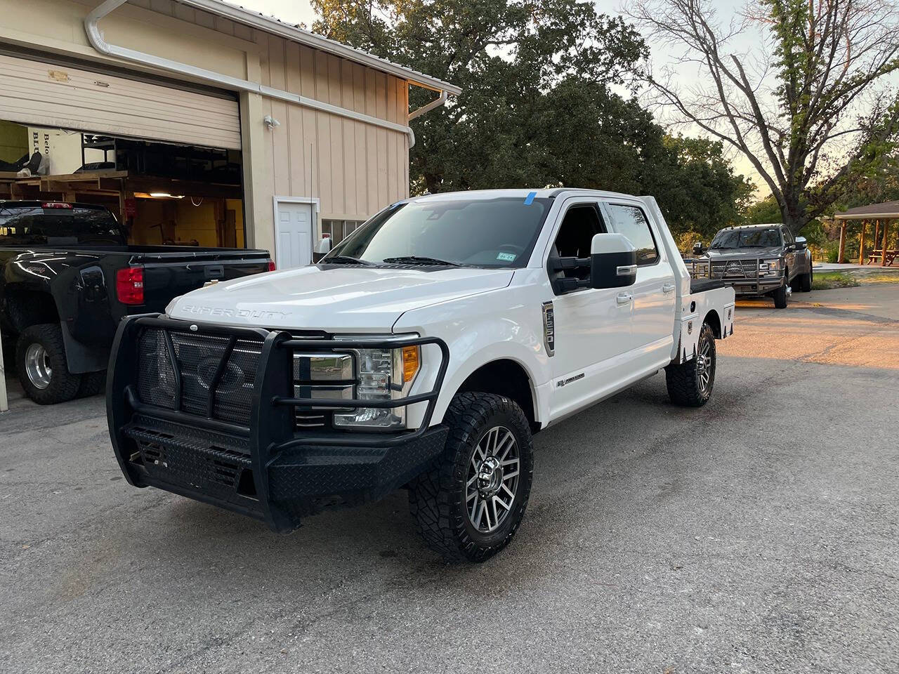 2017 Ford F-250 Super Duty for sale at Sthrn Truck & Auto, LLC. in Weatherford, TX