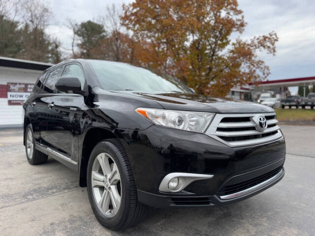 2012 Toyota Highlander for sale at Nutfield Petroleum in Londonderry, NH