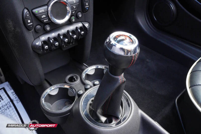 2011 MINI Cooper John Cooper Works