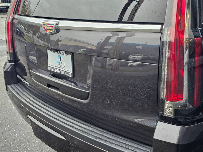 2018 Cadillac Escalade ESV Premium Luxury