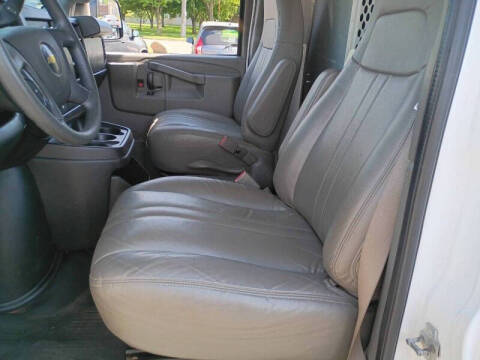 2017 Chevrolet Express 2500