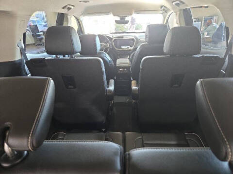 2022 GMC Acadia Denali