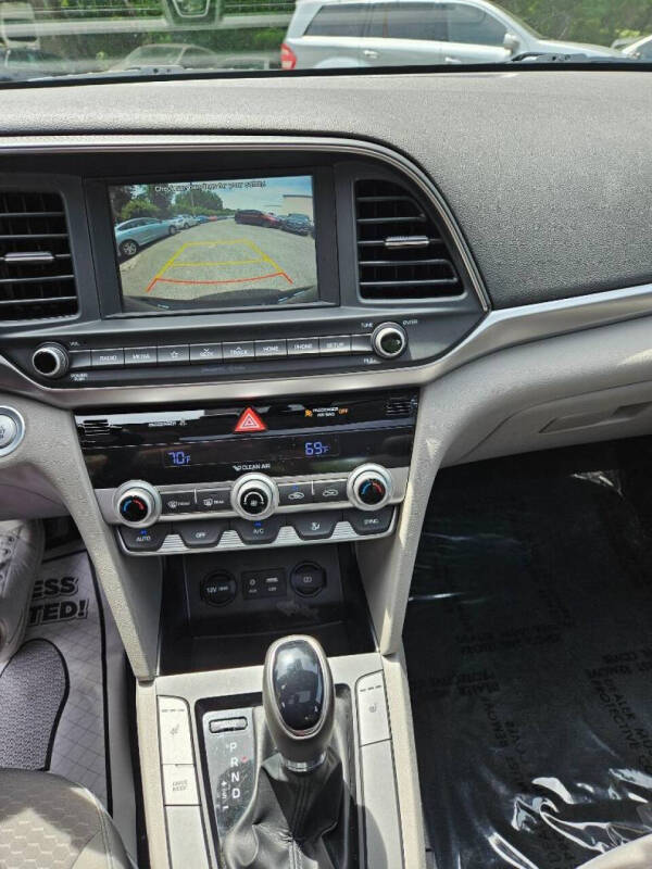 2020 Hyundai Elantra