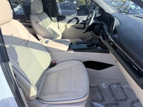 2023 Cadillac Escalade Premium Luxury