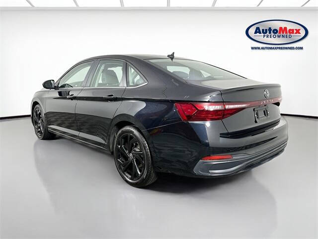 2025 Volkswagen Jetta SE