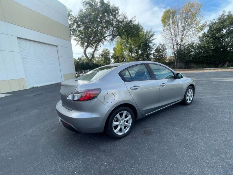 2010 Mazda MAZDA3 i Touring