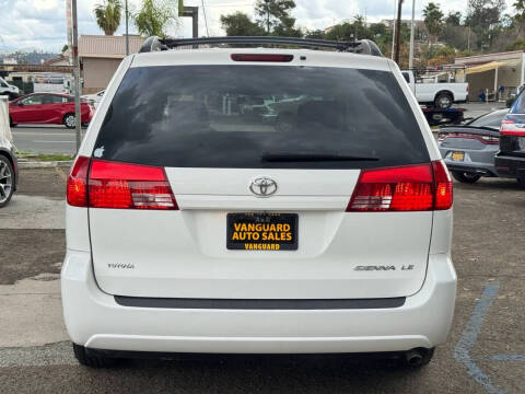 2004 Toyota Sienna