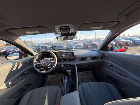 2022 Hyundai Elantra SEL