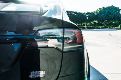 2022 Tesla Model X Plaid