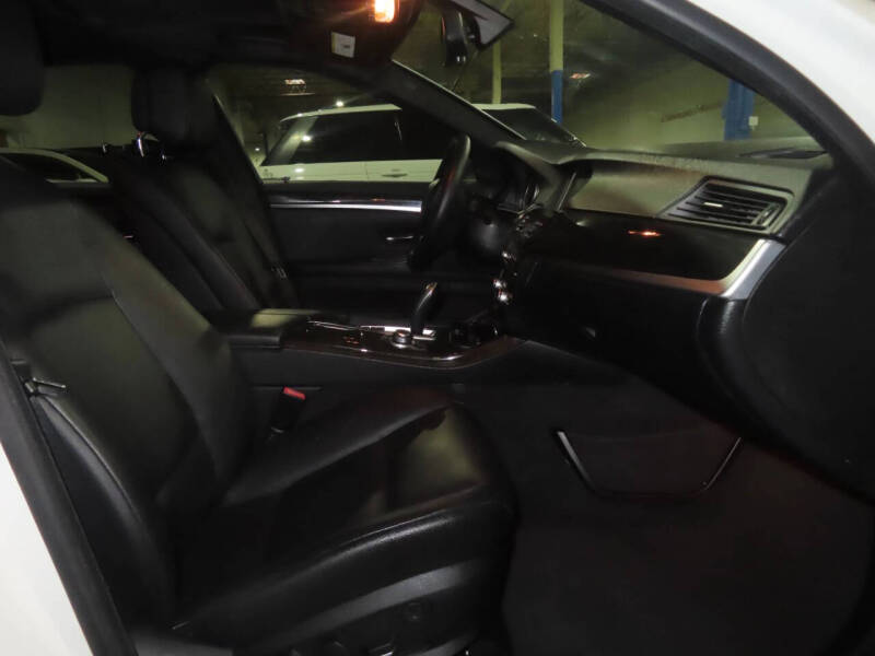 2013 BMW 5 Series 535i