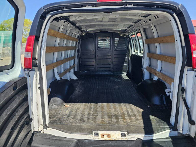 2019 Chevrolet Express 2500