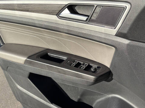 2022 Volkswagen Atlas SE