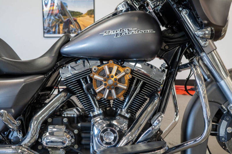 2016 Harley-Davidson Street Glide Special