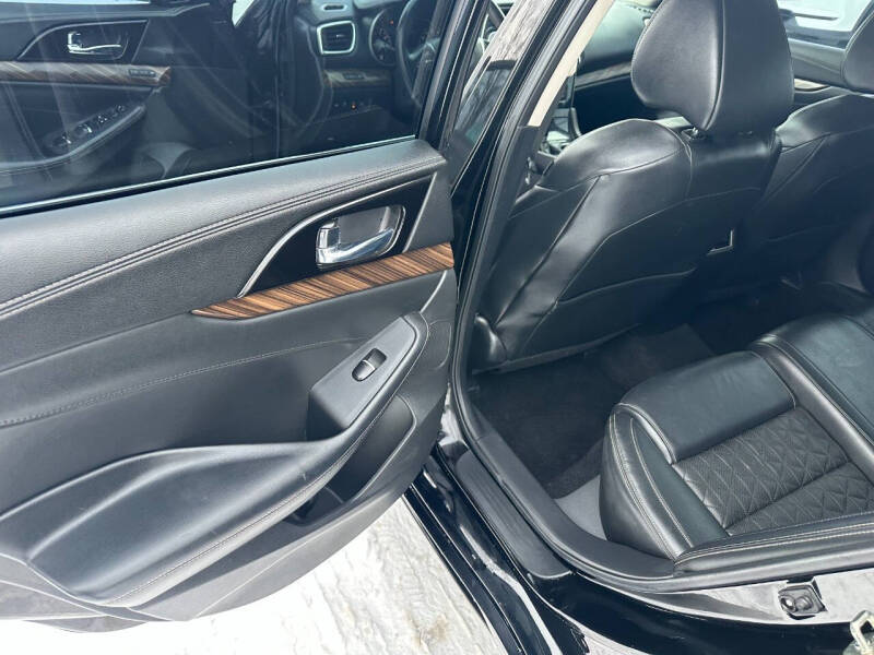 2017 Nissan Maxima Platinum