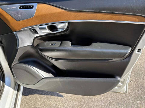 2017 Volvo XC90 T6 Inscription