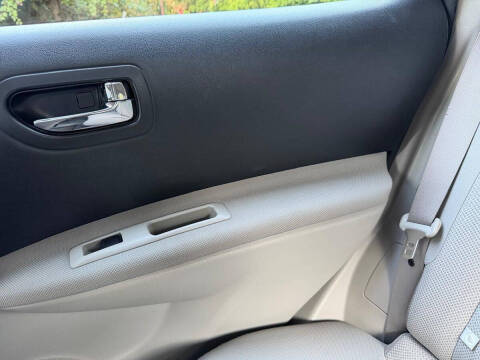 2014 Nissan Rogue Select S