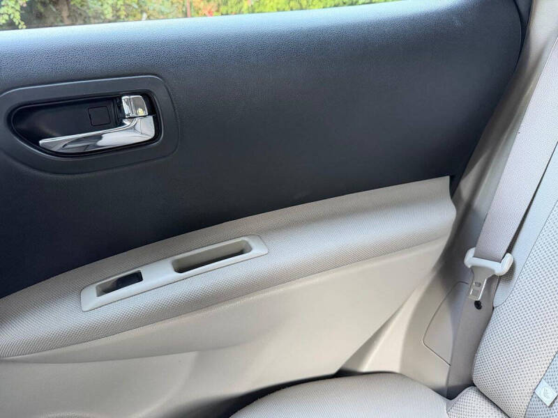 2014 Nissan Rogue Select S