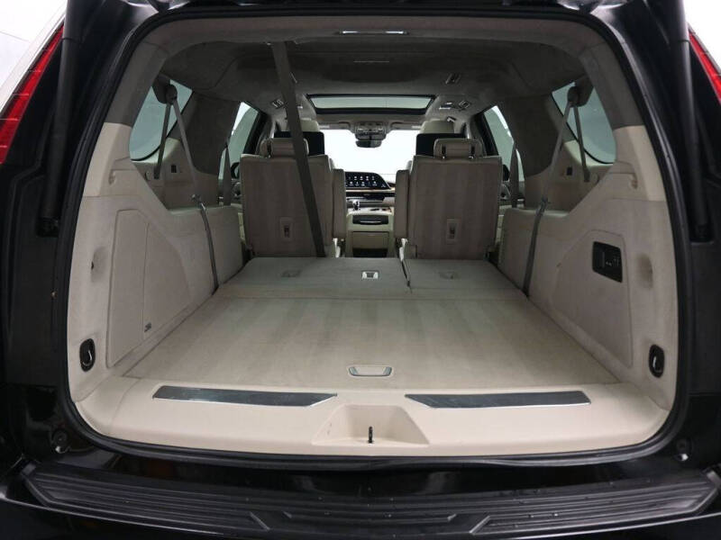 2023 Cadillac Escalade ESV Sport Platinum