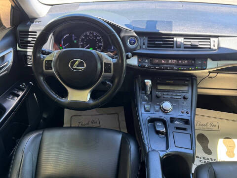 2013 Lexus CT 200h