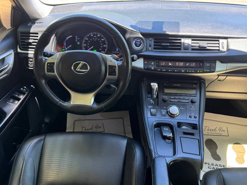 2013 Lexus CT 200h