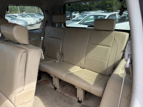 2008 Nissan Armada SE