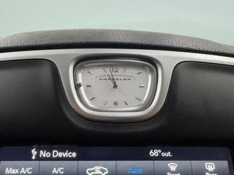 2019 Chrysler 300 Touring