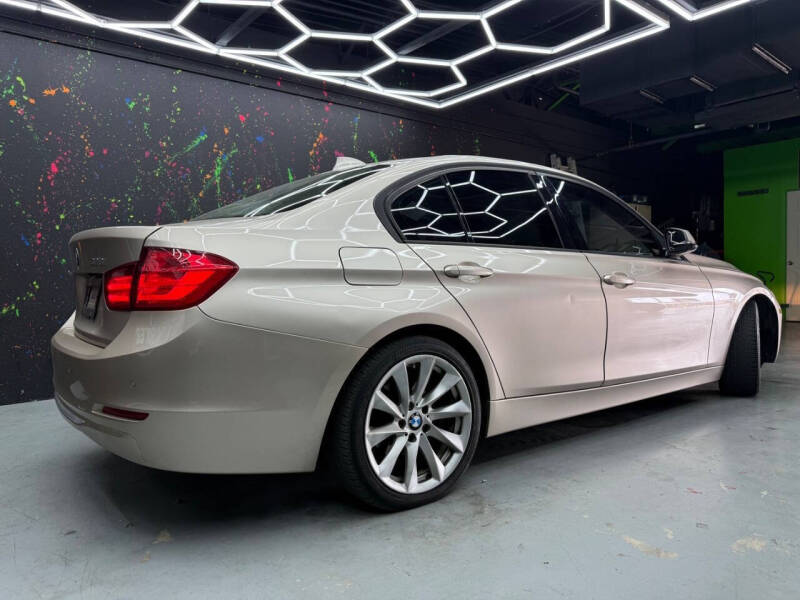 2013 BMW 3 Series 328i