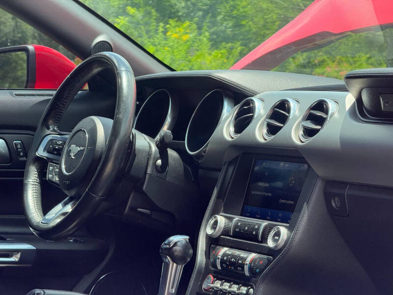 2021 Ford Mustang EcoBoost Premium