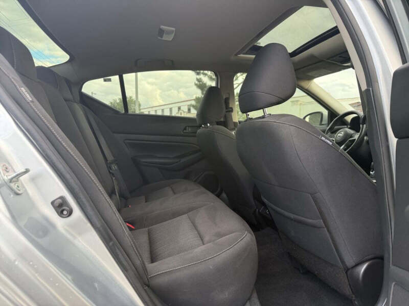 2023 Nissan Altima 2.5 SV