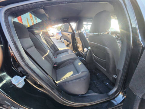 2018 Dodge Charger SXT