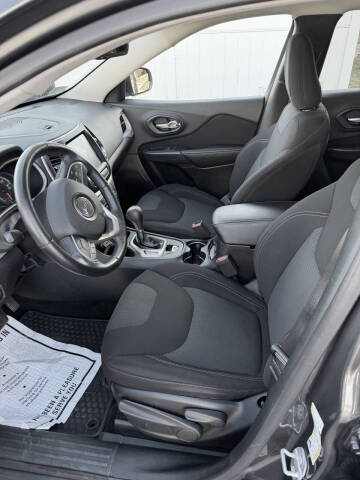 2017 Jeep Cherokee Latitude