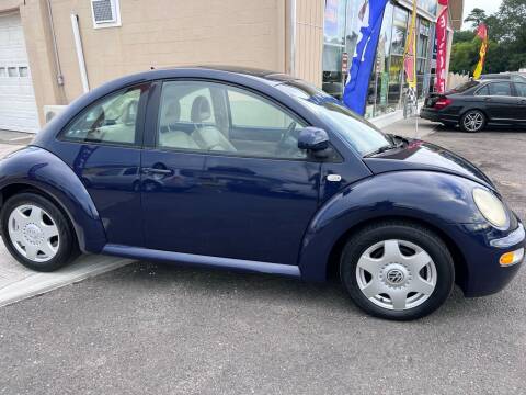 2000 Volkswagen New Beetle for sale at A.T  Auto Group LLC in Lakewood NJ