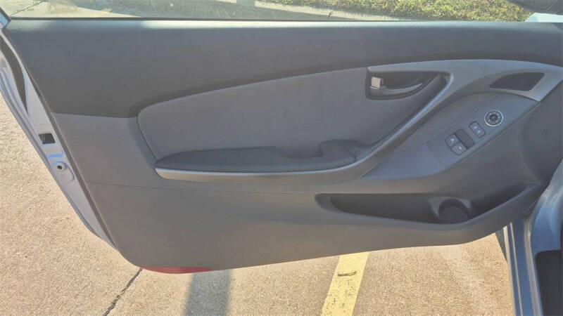 2013 Hyundai Elantra Coupe SE