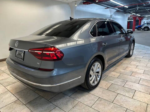 2018 Volkswagen Passat 2.0T SE