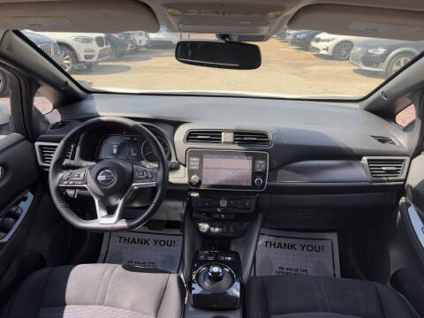 2022 Nissan LEAF SV PLUS