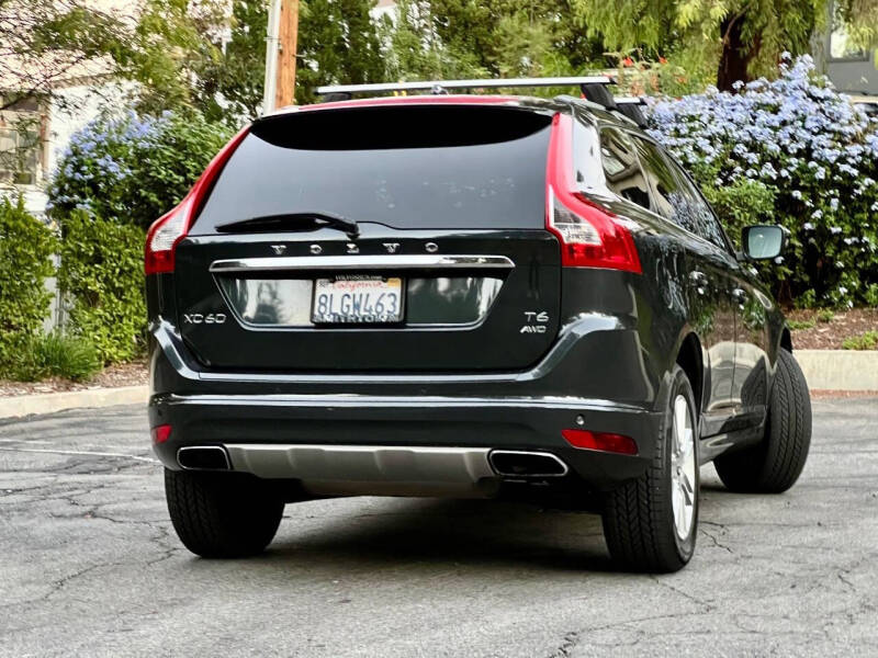 2016 Volvo XC60 T6 Drive-E