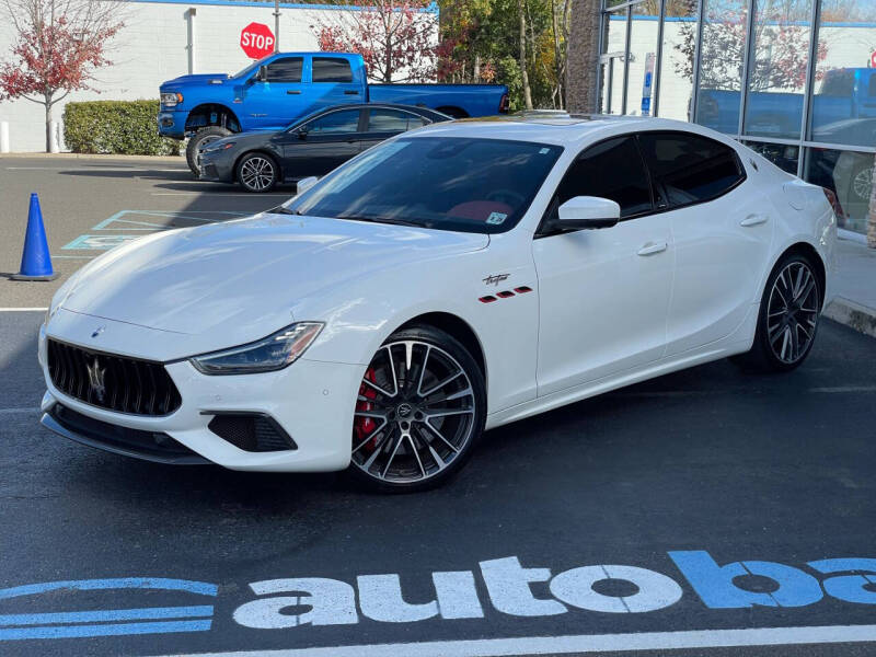 2023 Maserati Ghibli Trofeo