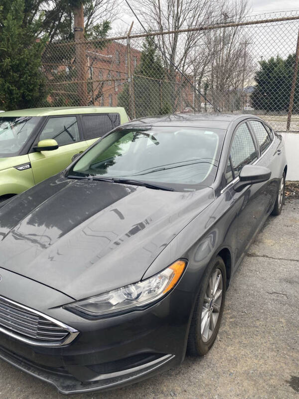 2017 Ford Fusion SE