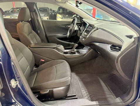 2017 Chevrolet Malibu Hybrid