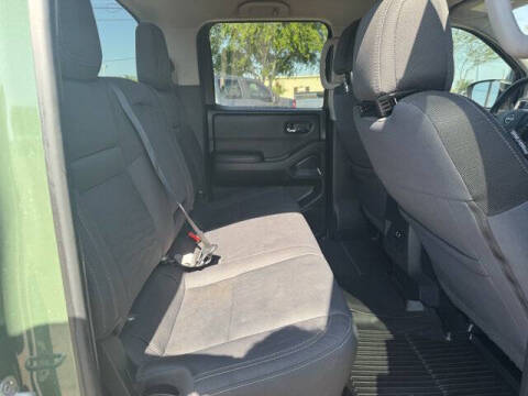 2022 Nissan Frontier SV