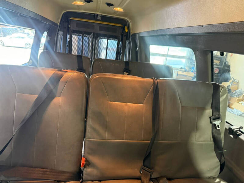 2011 Ford E-Series E-250